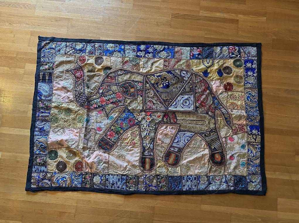 Foto & Immagini: Bild / Wandbehang Elefant – Usato da Greifensee venduto da LolaTica