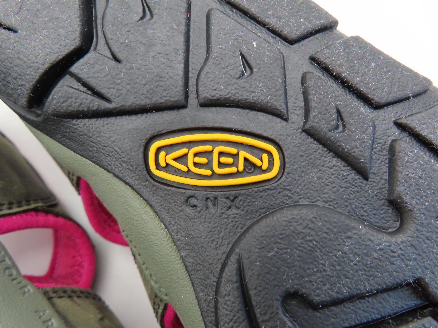 Keen Chaussures femmes: Keen Wandersandalen – D'occasion à Reinach BL par WBZ-Flohmarkt 7