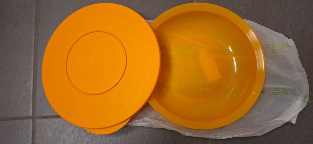 Tupperware assiettes avec couvercles | Kaufen auf
