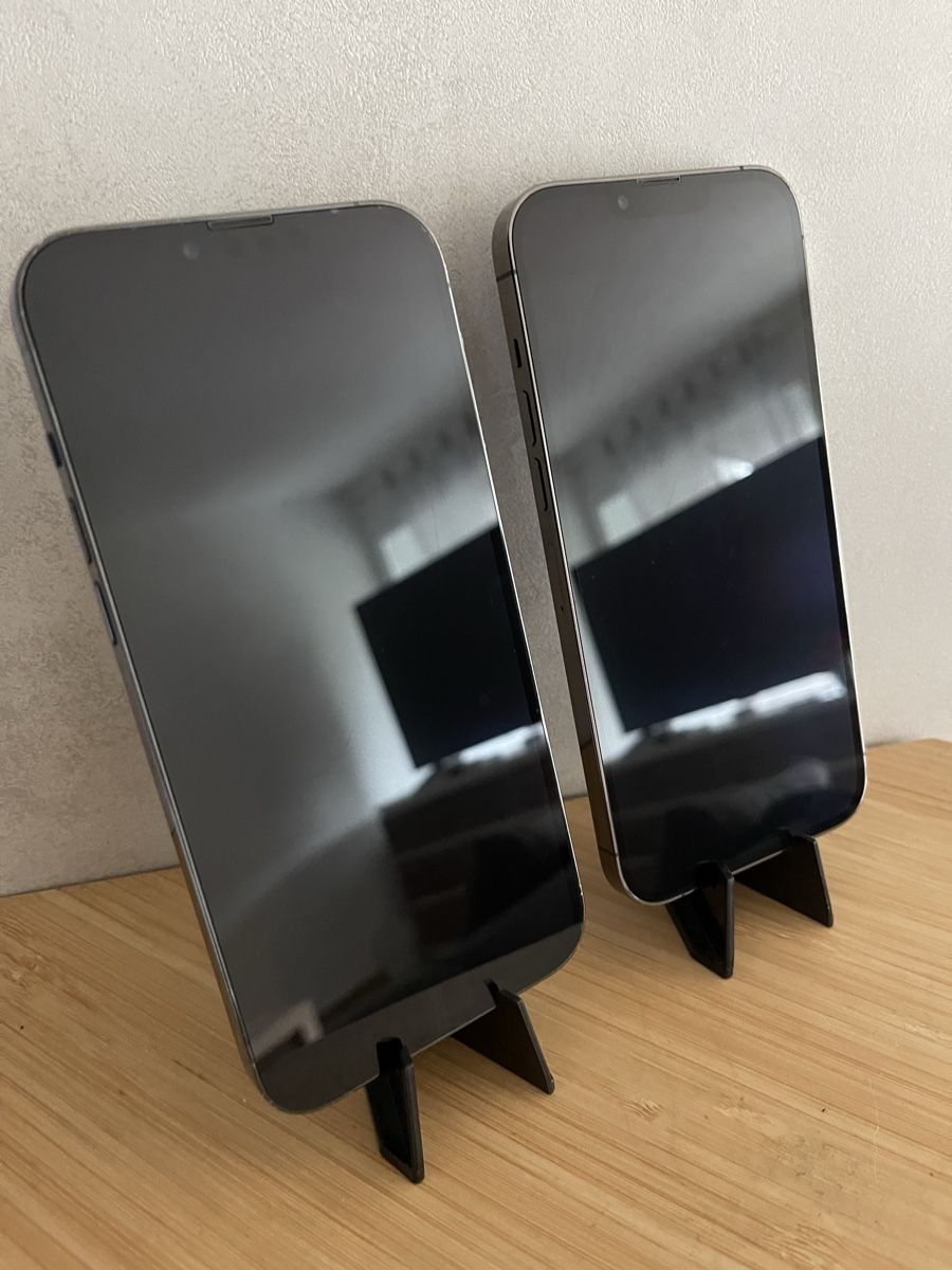 Apple Handys / Smartphones: LOT DE 2 IPHONE 13 PRO MAX 128 GO – Gebraucht aus Biel/Bienne von Pro.max 2