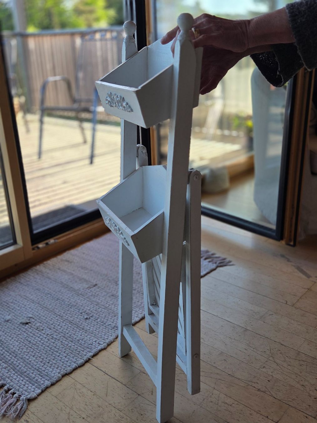 Altro per la casa: Weisse Shabby chic Blumentreppe / Etagere – Usato da Lostorf venduto da Mugi_82 1