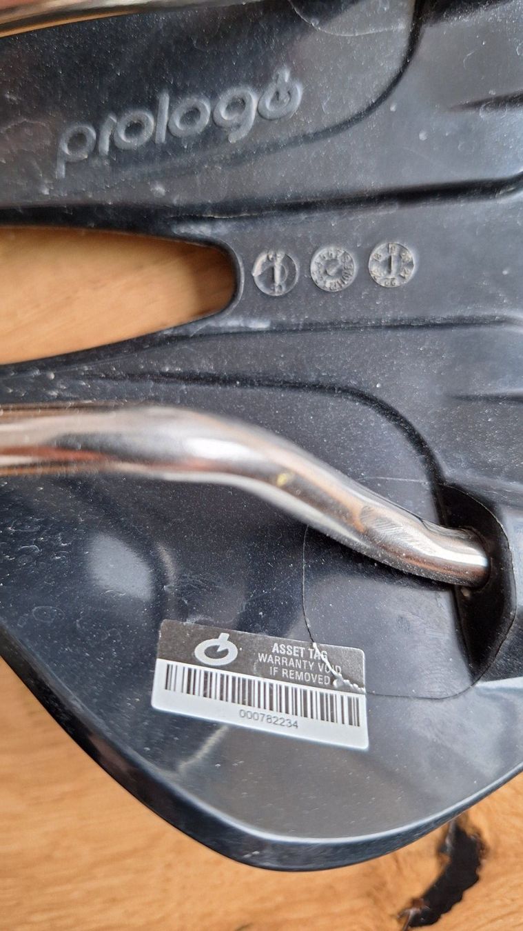 Pièces détachées: Gebrauchter Prologo Rennsattel – D'occasion à Cazis par RolfEggi 4