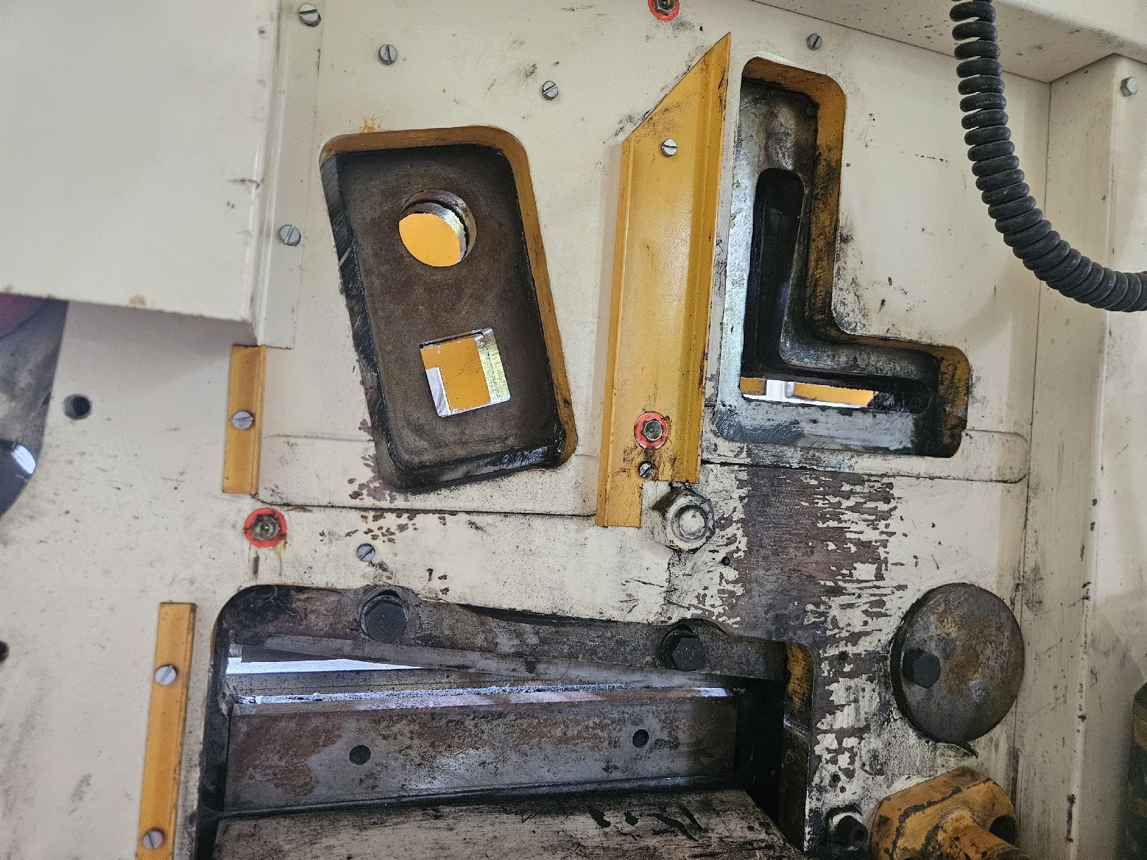 Tutte le macchine: Tafelschere/Stanzmaschine – Usato da Heiligkreuz (Mels) venduto da Chris.P 5