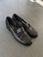 Schwarze Damenschuhe, Gr. 40