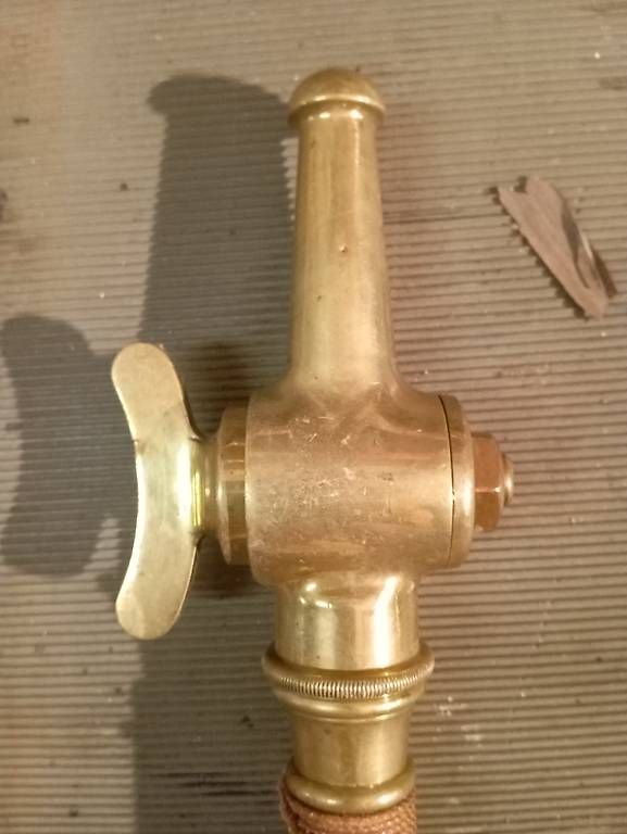 Medizinaltechnik: Antike Messing Feuerwehr Spritze - Vintage Dekoration! – Gebraucht aus Basel von Petergunn 1