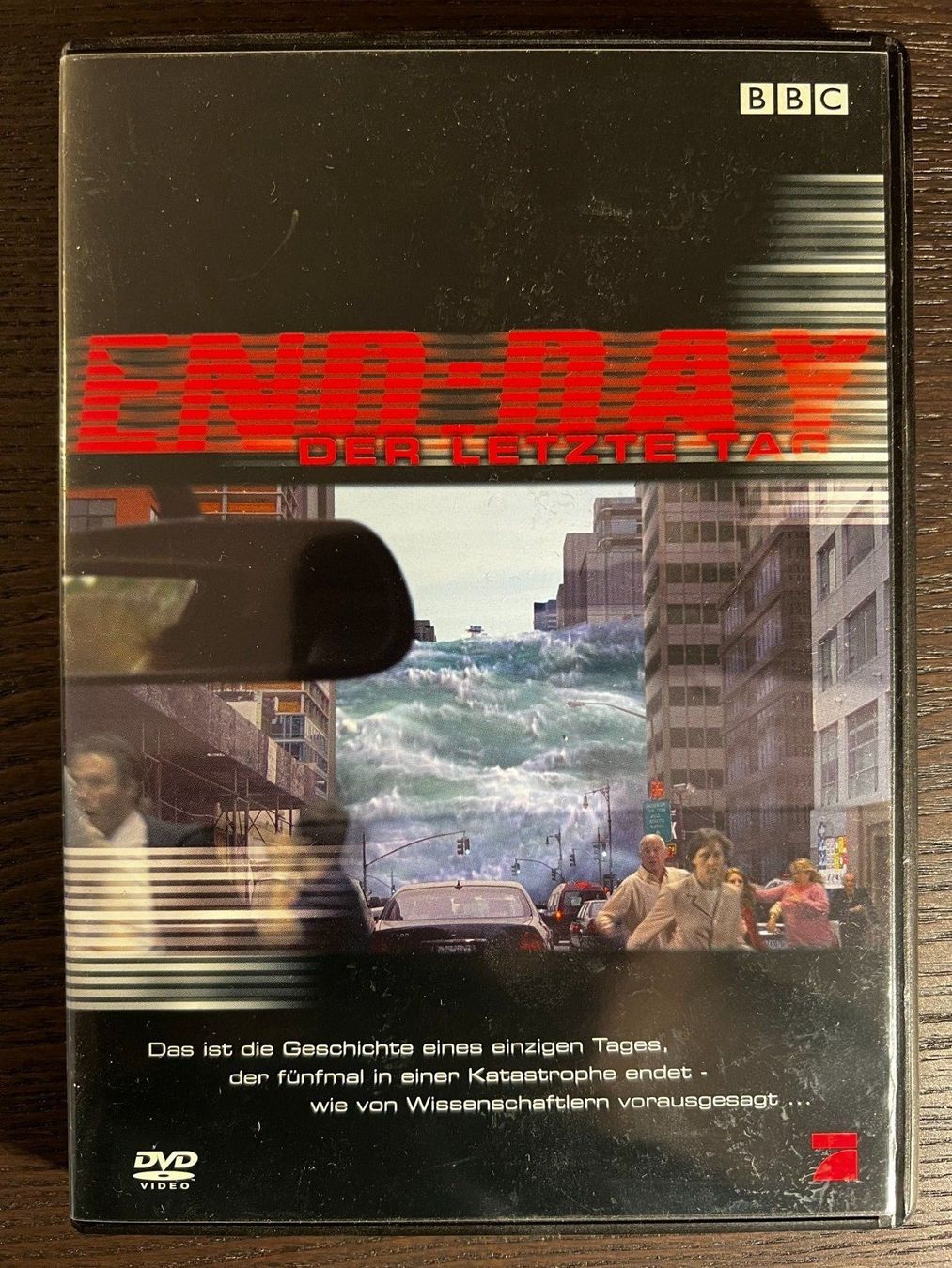 Tutti i DVDs: End Day - Der letzte Tag – Usato da Zürich venduto da FilmFreunde