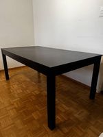 IKEA BJURSTA Esstisch in schwarz zu verkaufen.