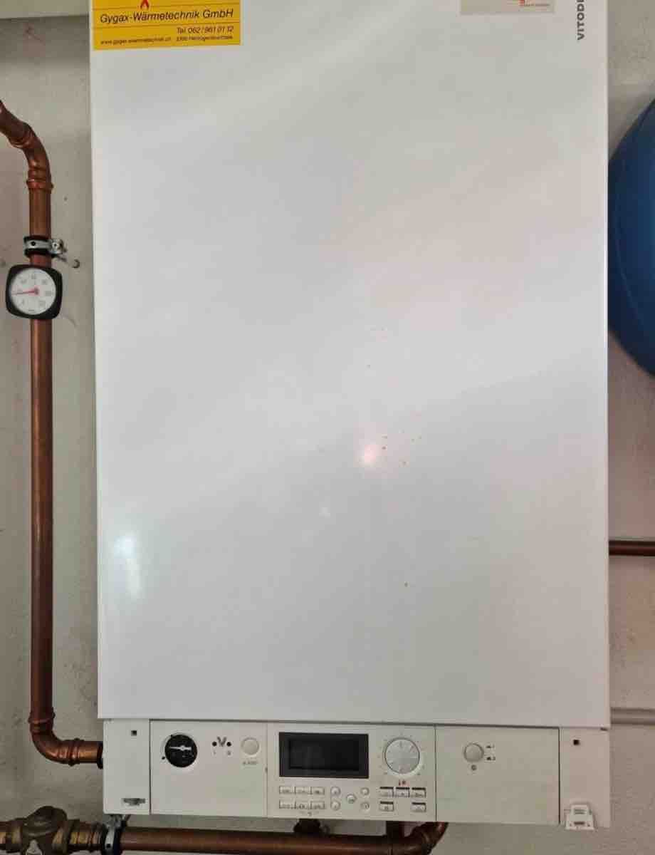 Viessmann Radiatori: Viessmann Heizelement Boiler defekt – Difettoso da Gerlafingen venduto da UEHA2