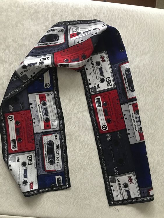 Foulard Vintage Moschino En Soie 100% - Multicouleur, Motif Géométrique, Fait Main En Italie