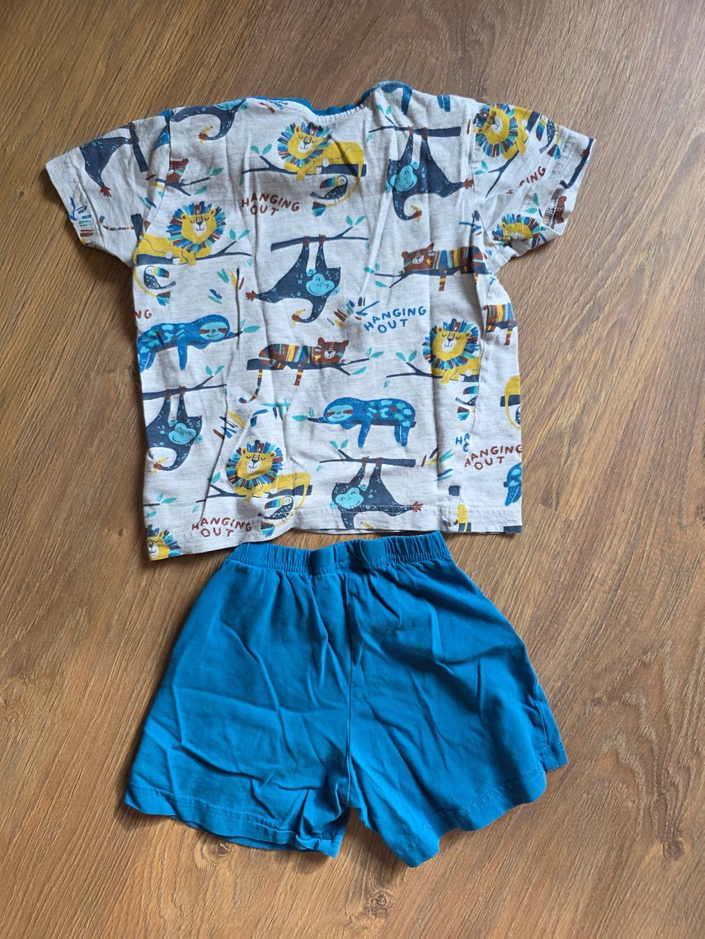 Pyjamas & Ähnliches: Kurzarm Pyjama 2-teilig Gr. 98/104 – Gebraucht aus Nebikon von Japostyle 1