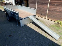 Humbaur Anhänger mit Auffahrrampe guter Zustand