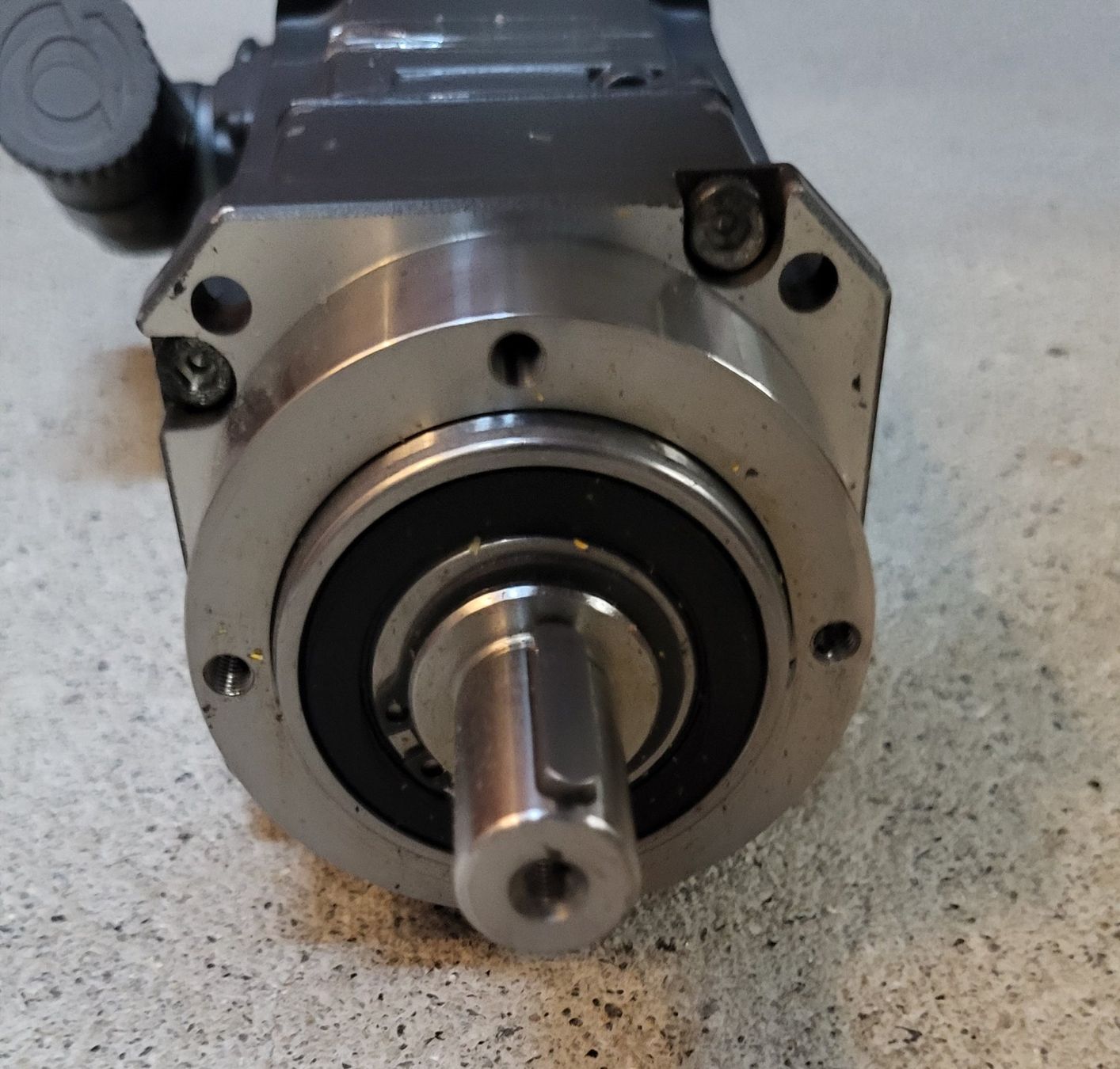 Siemens  Motori: Siemens Servomotor Simotics 1P – Nuovo (secondo la descrizione) da Ottikon venduto da Garad07 6