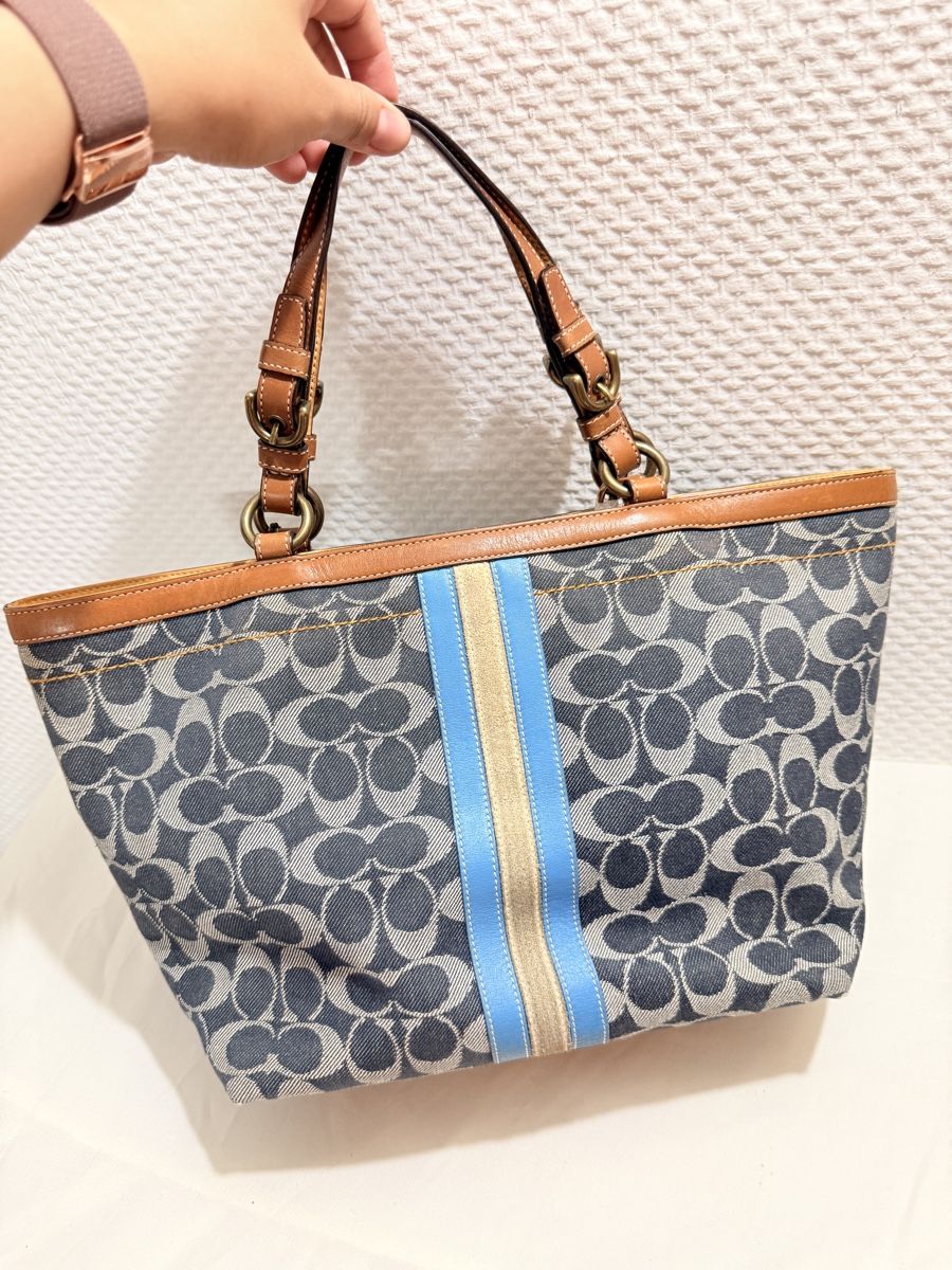 Coach Sacs femmes: Coach Signature Handbag Denim  – D'occasion à Geneve par DarlingVintage 5
