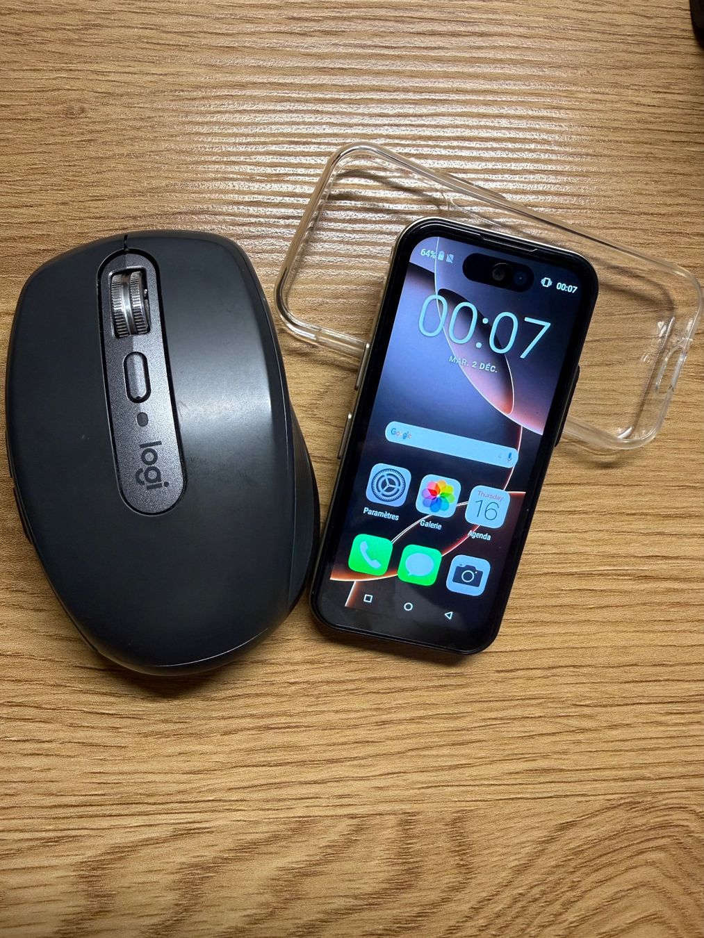 Telefoni cellulari / Smartphones: mini smartphone i17 – Nuovo e nell'imballaggio originale da Lausanne venduto da Placebo7