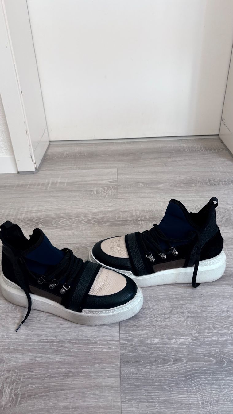 Scarpe da donna: Makris Sneakers – Usato da Zürich venduto da ali_2hvm 2