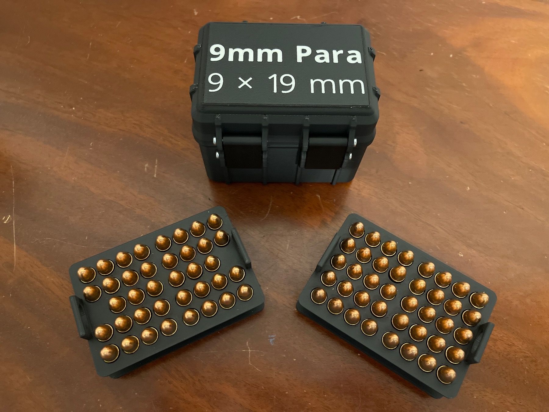 Attrezzatura & Pezzi di ricambio: Boîte pour munition 9mm – Nuovo (secondo la descrizione) da Thônex venduto da Asi0 1