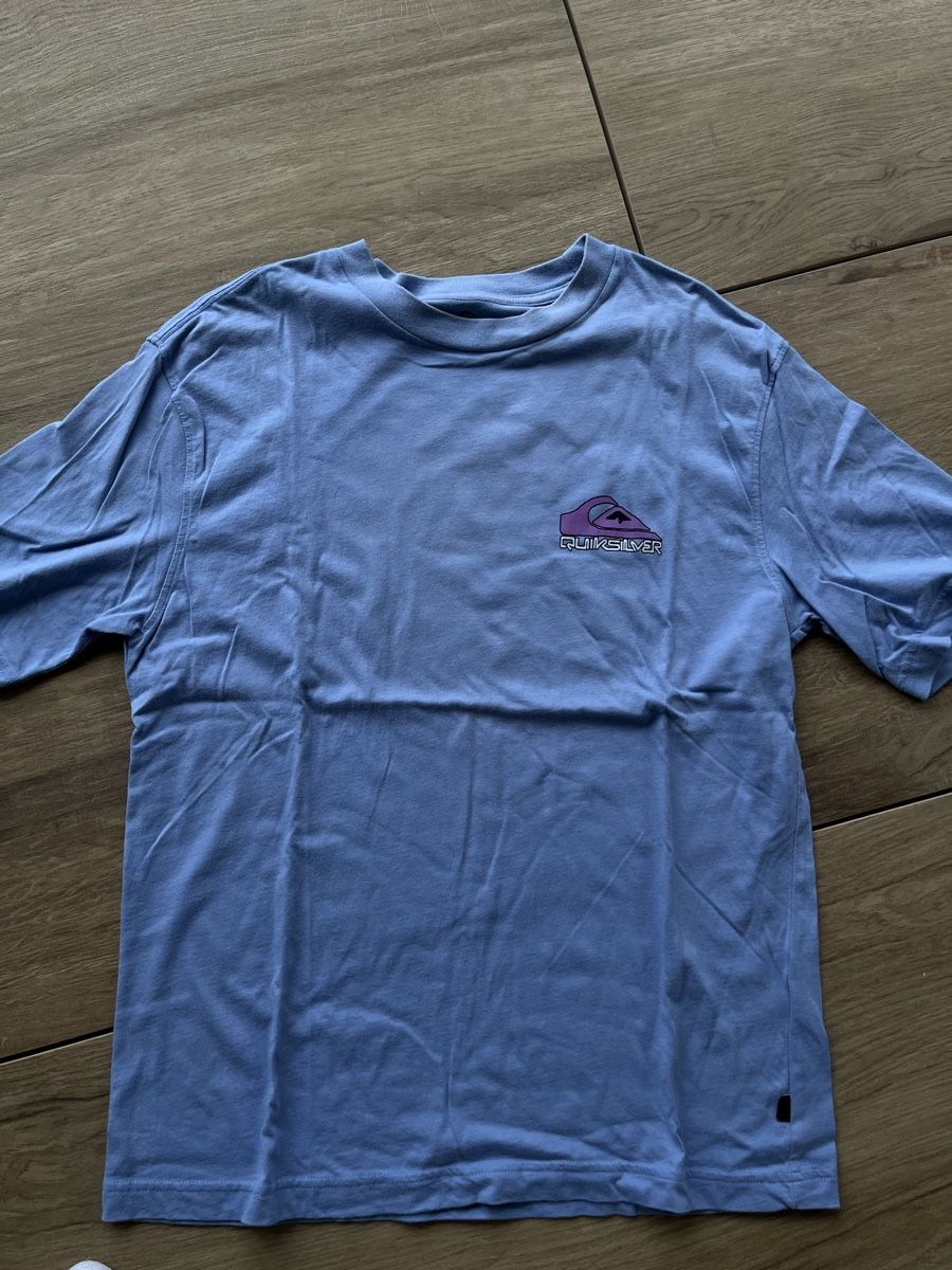 T-shirt: Quiksilver T Shirt – Usato da Zuzwil SG venduto da dieschnellemichelle