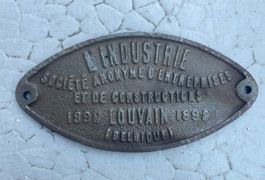 Plaque constructeur wagon chemin de fer LOUVAIN. 1899