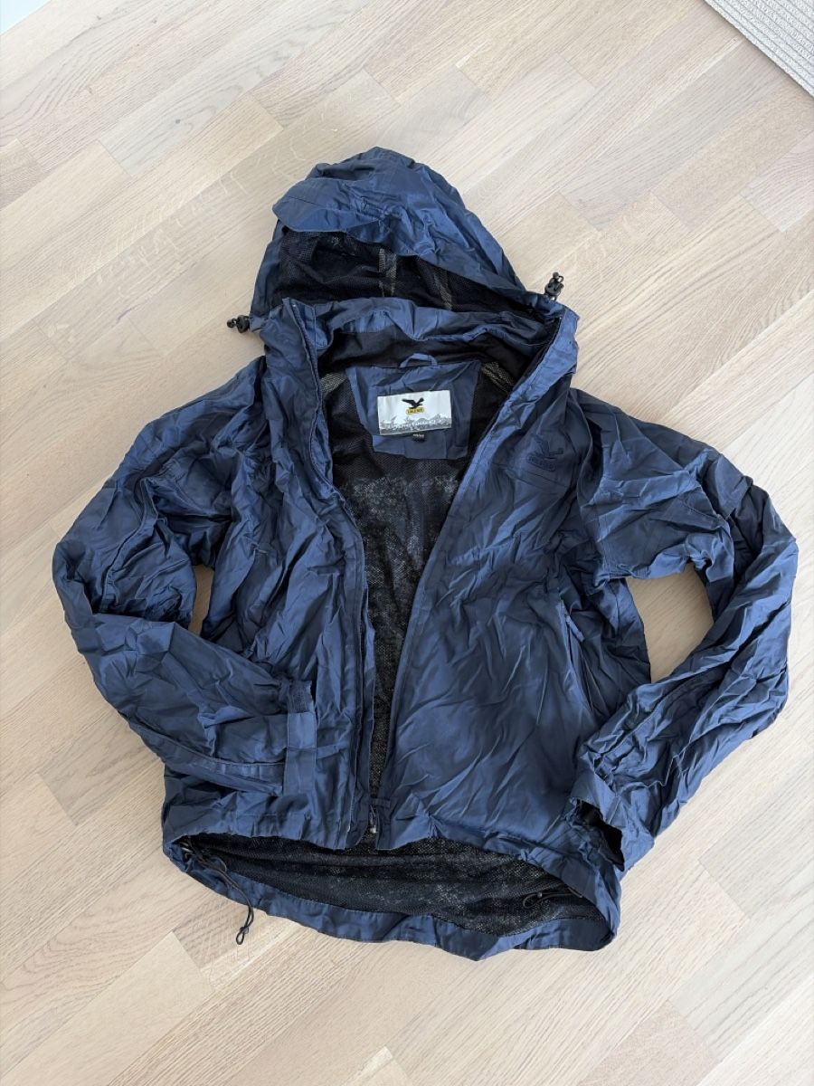 Salewa Giacche: Salewa Leichte Jacke, Winddicht, Grösse XS/44 – Usato da Au ZH venduto da eac_gm25