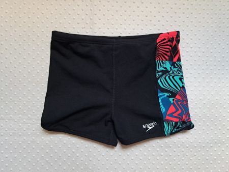 Neu! Coole Speedo Badehose Gr. 140