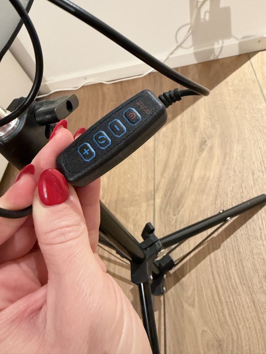 Lampade: Lampada ad anello LED per selfie - Ottima per video! – Nuovo (secondo la descrizione) da Gossau ZH venduto da SistersBeauty 3