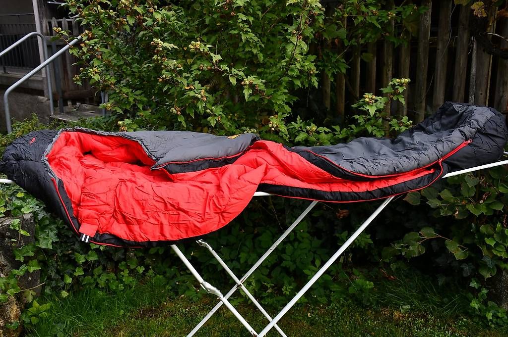 Sacchi a pelo: Winterschlafsack – Usato da Schnottwil venduto da Julee15 3