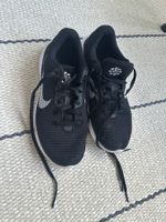 Nike Revolution 6 NN, Black, Size 37.5 Used