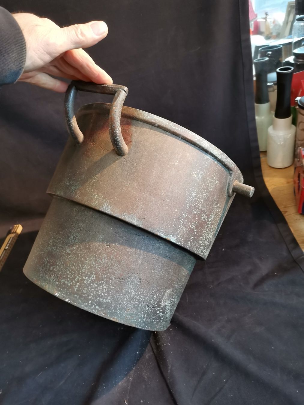 Töpfe: Gusseisentopf, Bronze Topf, Bronce Topf? Eisentopf, Gusstopf – Gebraucht aus Wiedlisbach von materialkreislauf 4