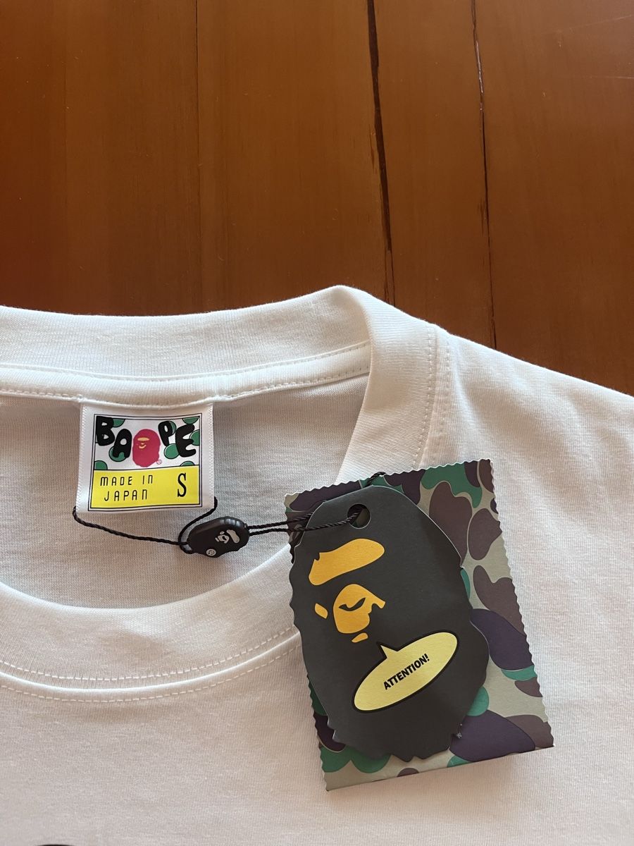 Bape T-shirt: A BATHING APR — T-SHIRT – Nuovo (secondo la descrizione) da Au ZH venduto da erik.en 2