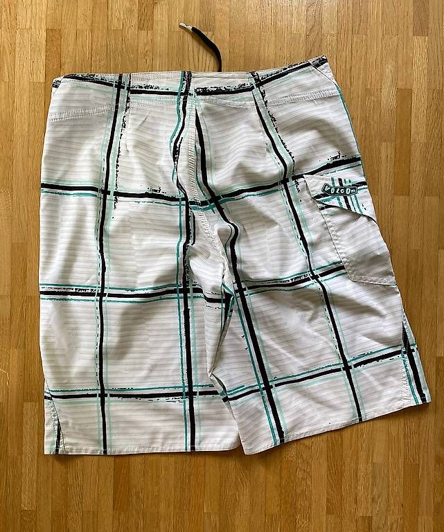 Costumi da bagno: Badehose, Boardshort Volcom – Usato da Bern venduto da htbaxxter 1