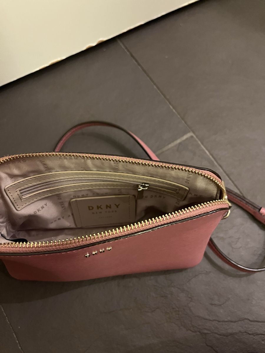DKNY Taschen für Damen: DKNY Lederhandtasche Altrosa – Gebraucht aus Kilchberg ZH von jeanne.00 3
