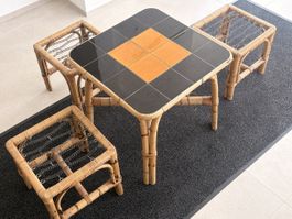 Bambus Tisch mit drei Hockern Fliesen Design gebraucht