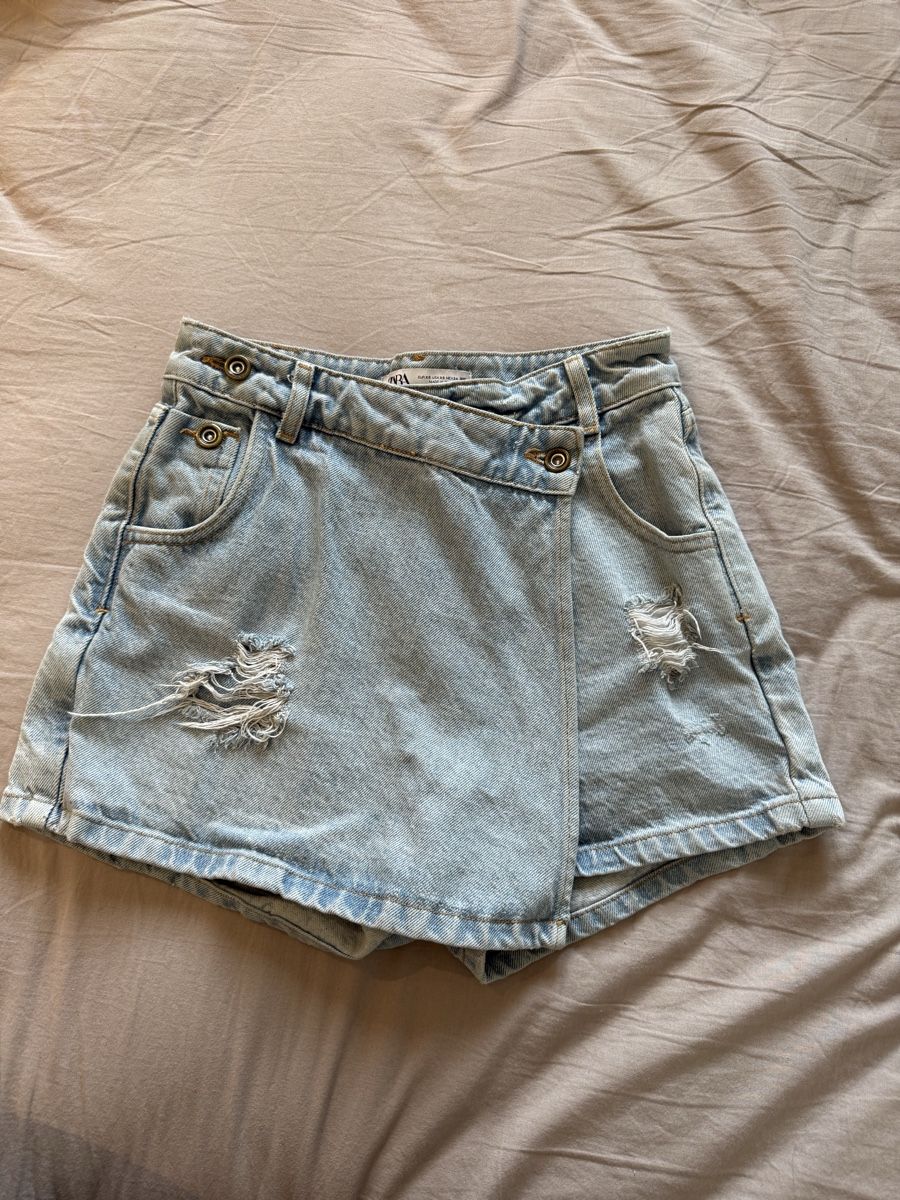 Zara Jupes: Jupe-Short Zara – D'occasion à Aproz (Nendaz) par tat.sntss