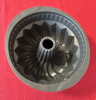 Gugelhupfform aus Silikon, neuwertig - TCM - Ø22 cm