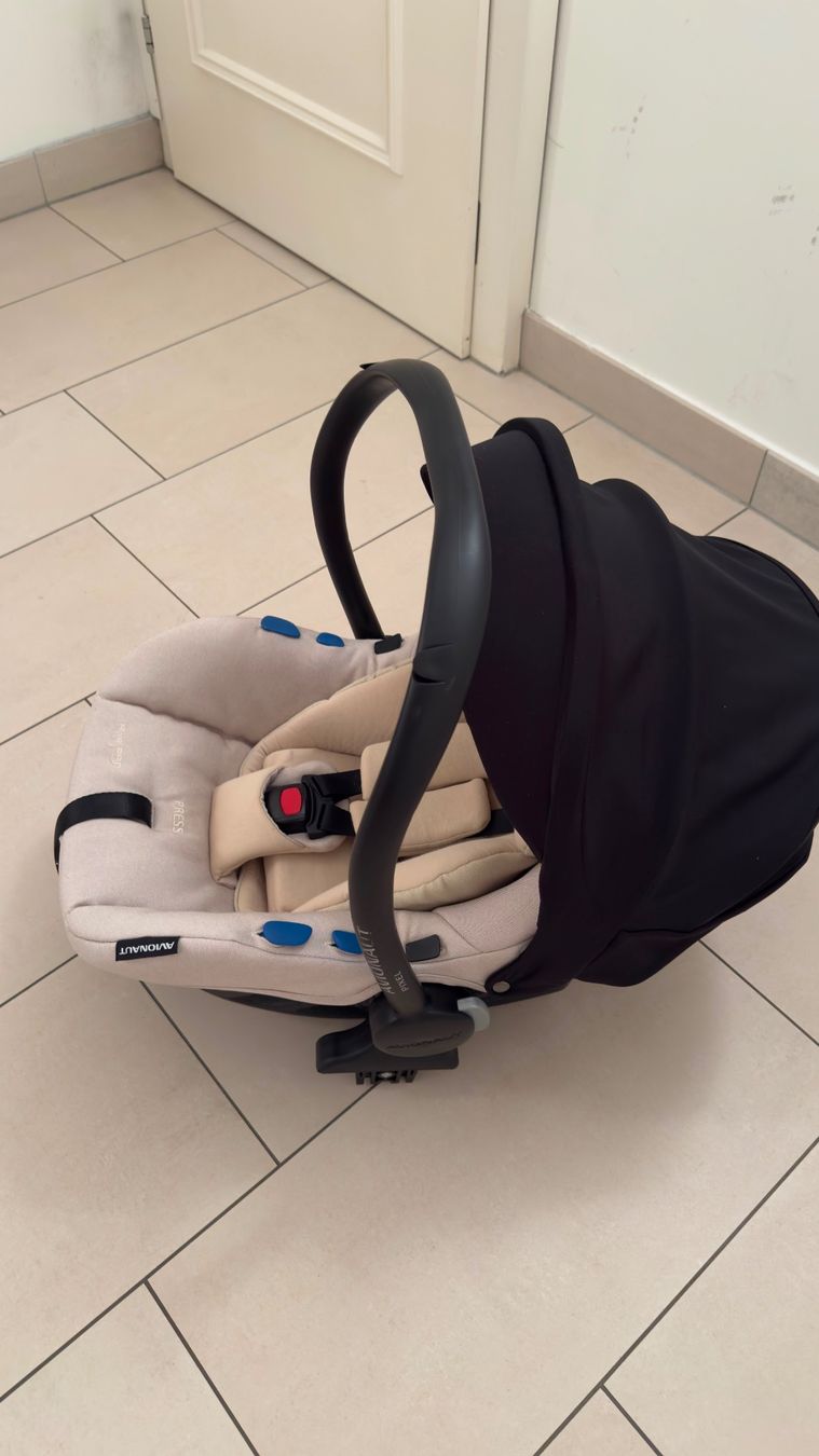 Auto-Kindersitze: Babysitz Avionaut Pixel Pro inkl. Basisstation – Gebraucht aus Uerikon von Kla_Ma 3
