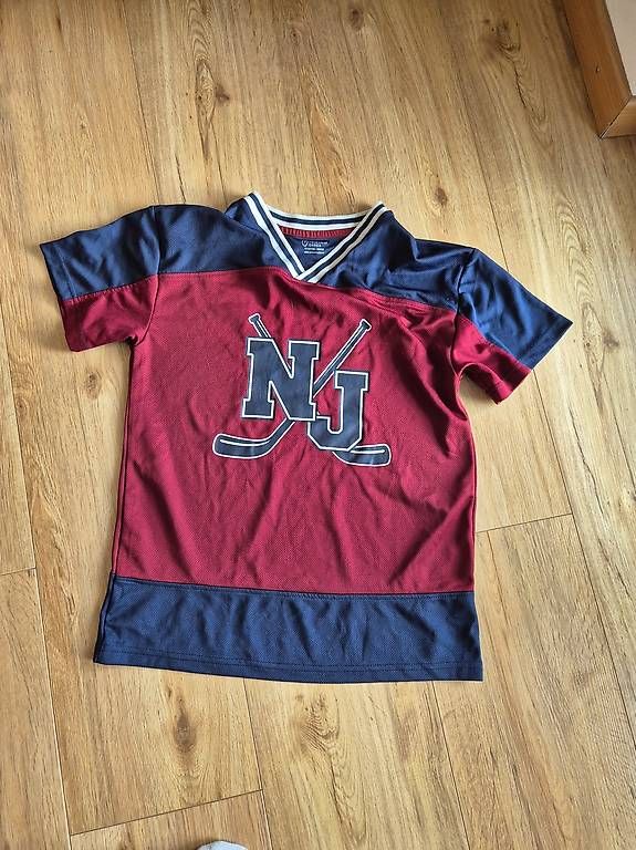 Hemden, T-Shirts & Polos: Eishockey t-shirt – Gebraucht aus Thun von Lexu4444