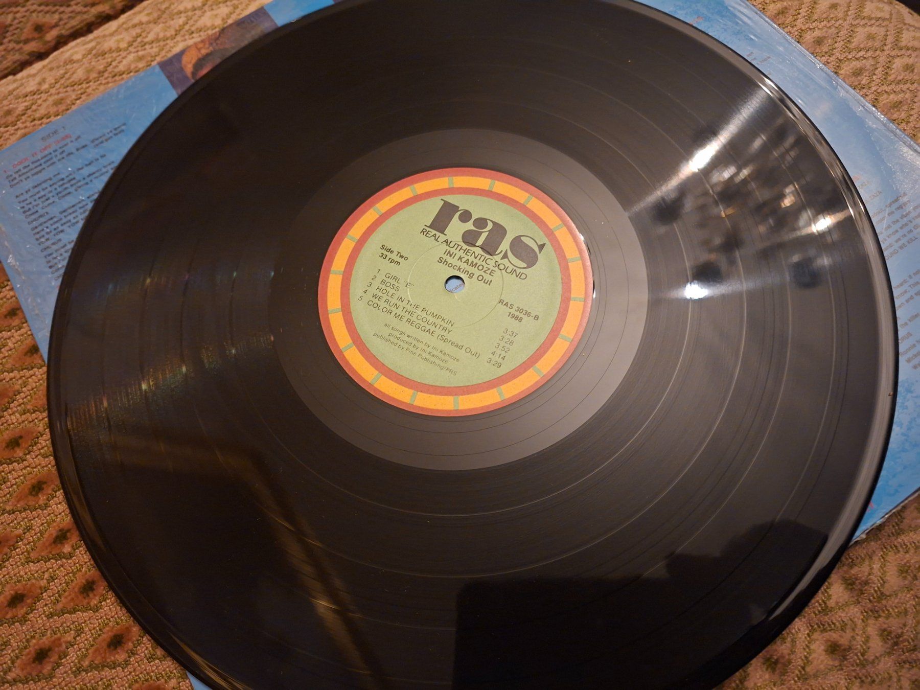 Dischi in vinile: Reggae LP - Ini Kamoze - Shocking Out – Usato da Bernex venduto da Wannabehasbeen01 5