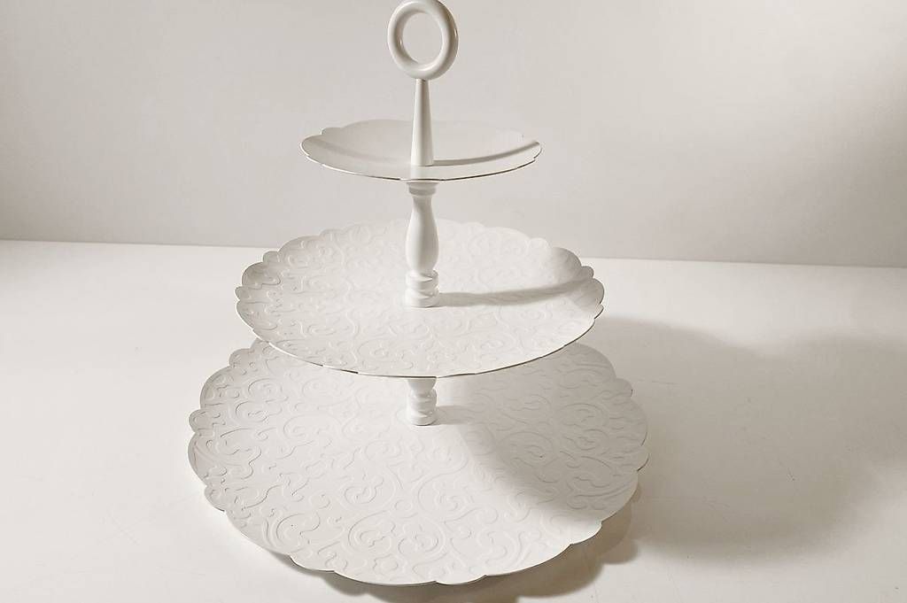 Alessi Piatti di portata: Alessi Dressed Etagere mit 3 Ebenen – Usato da Ballwil venduto da ClassicGallery