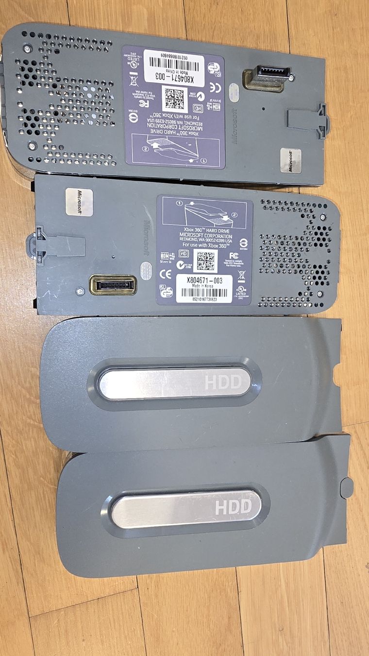 Disques durs: Xbox 360 HDD 20 GB – D'occasion à Lenzburg par cameleoncolor