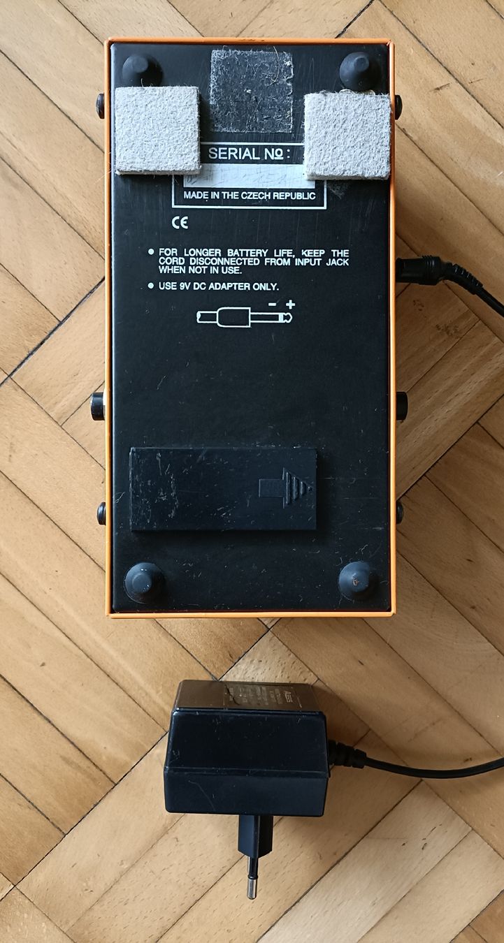 Strumenti musicali: Wah-Wah-Pedal. – Usato da luzern venduto da Kurtibusbus 2