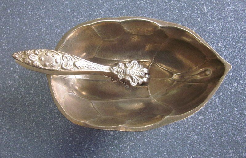 Schalen: Nussschale mit Nussknacker Messing, Actina, Made in Austria – Gebraucht aus Bischofszell von raika 1