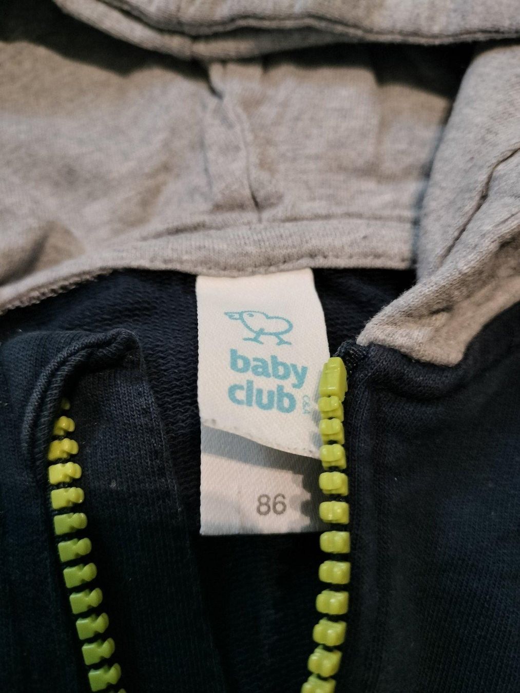 Maglioni & Felpe: 3x Pullover (2x Hoodie, 1x Pullover) Grösse 86 – Usato da Neftenbach venduto da TheKringel 1
