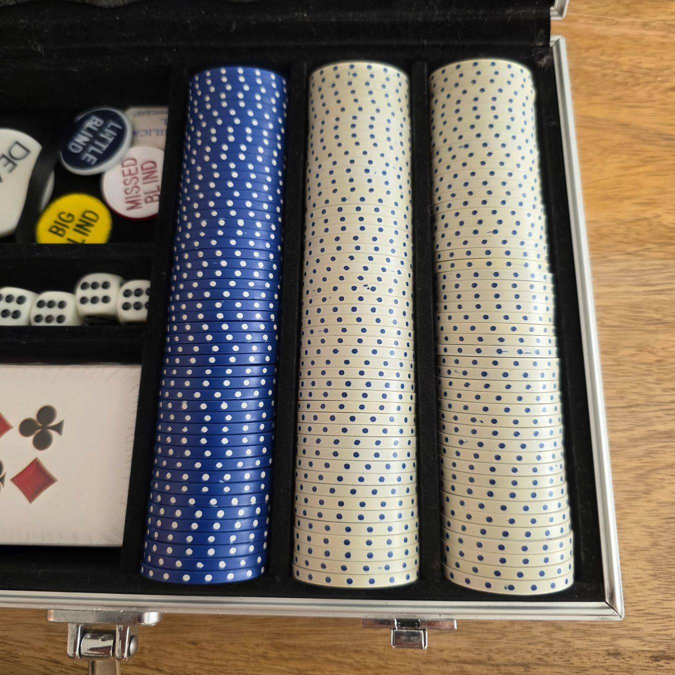 Giochi: Poker Koffer mit Chips und Karten  – Usato da Rheinsulz venduto da Dred 2
