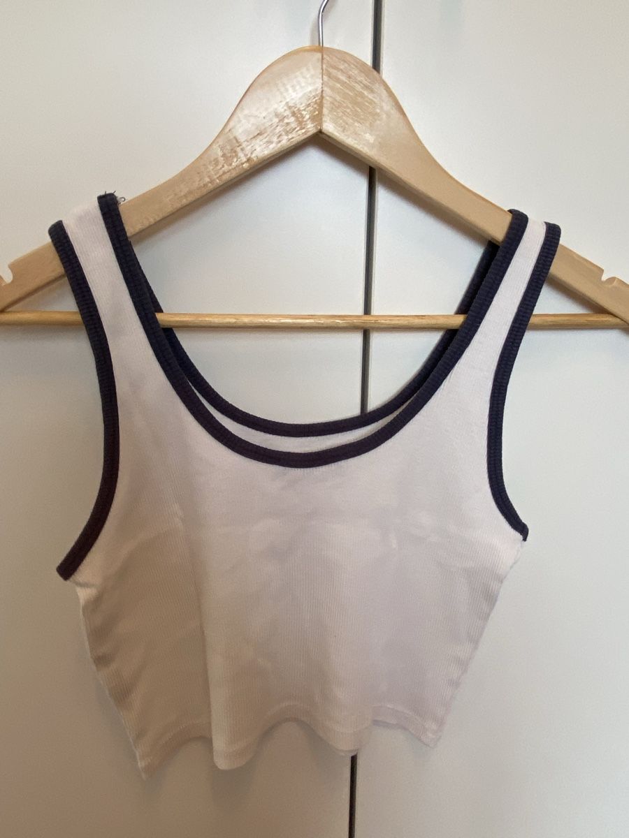 Pull&Bear Top: Pull&Bear Débardeur court blanc imprimé taille S – Usato da Aigle venduto da Celina28 2