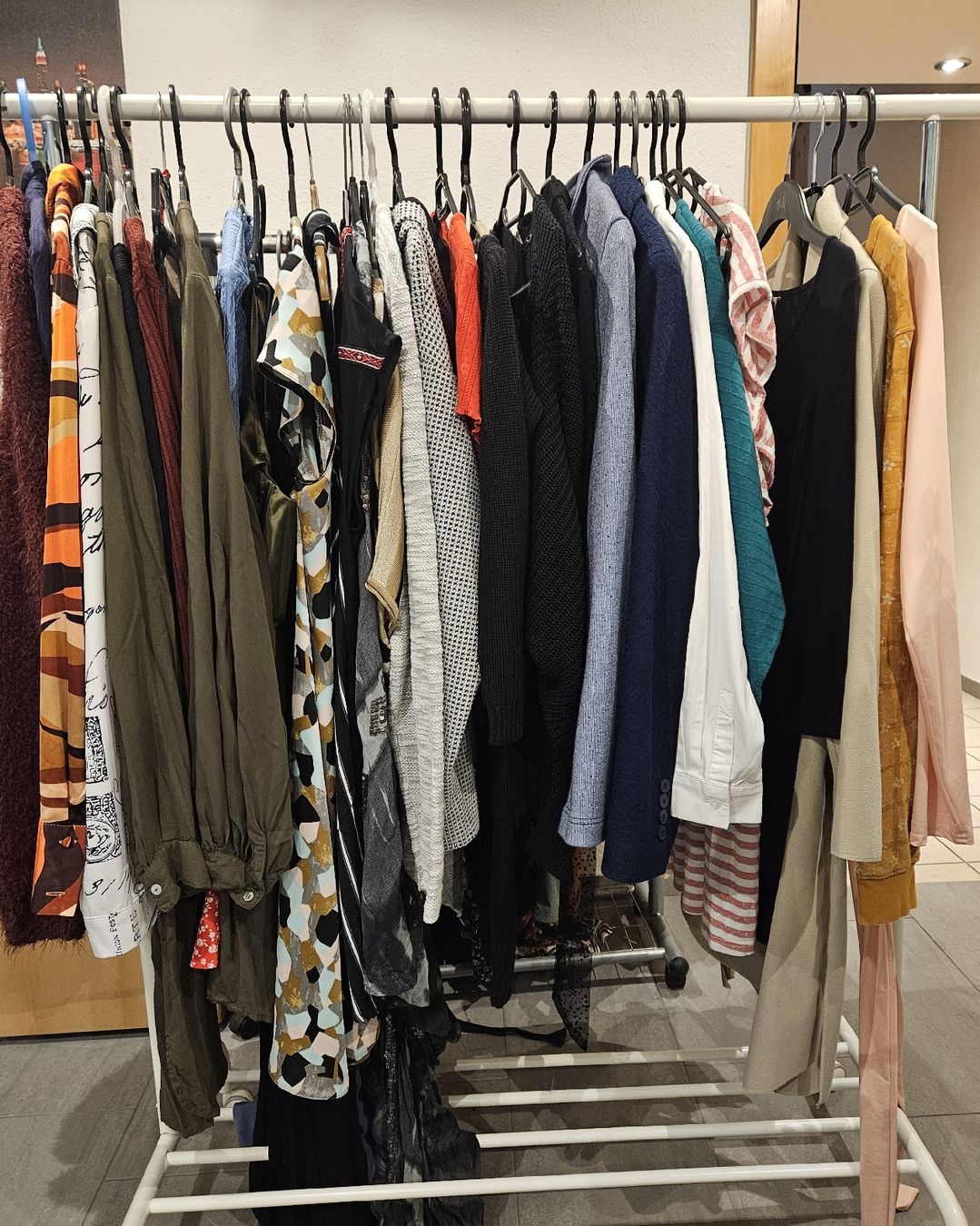 Lotti di vestiti: Lot taille M – Usato da Vétroz venduto da sas_yln5