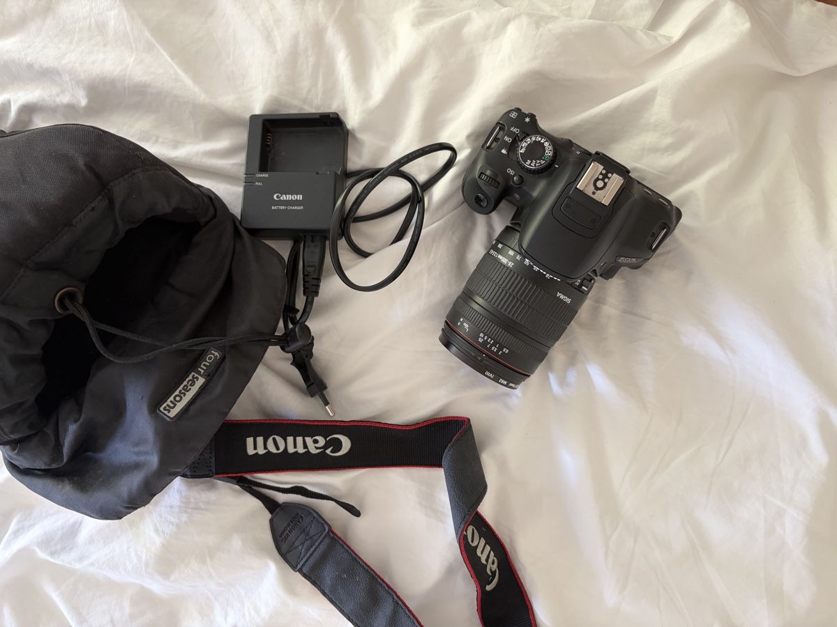 Canon Fotocamera: Canon EOS 650D mit Sigma 18–200mm Objektiv – Usato da Winterthur venduto da fli_6l6s 1