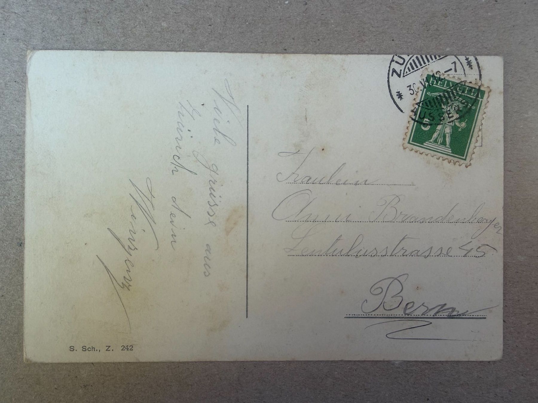 Cartoline postali: ZÜRICH - Bellevueplatz - Ansichtskarte – Usato da Tegerfelden venduto da siebenmacky 1