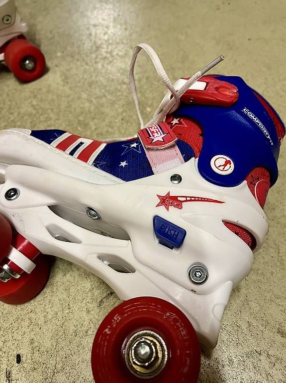 Pattini in linea & Pattini a rotelle: Rollschuhe Grösse 33-37 – Usato da Ittigen venduto da Heffalumpi 2
