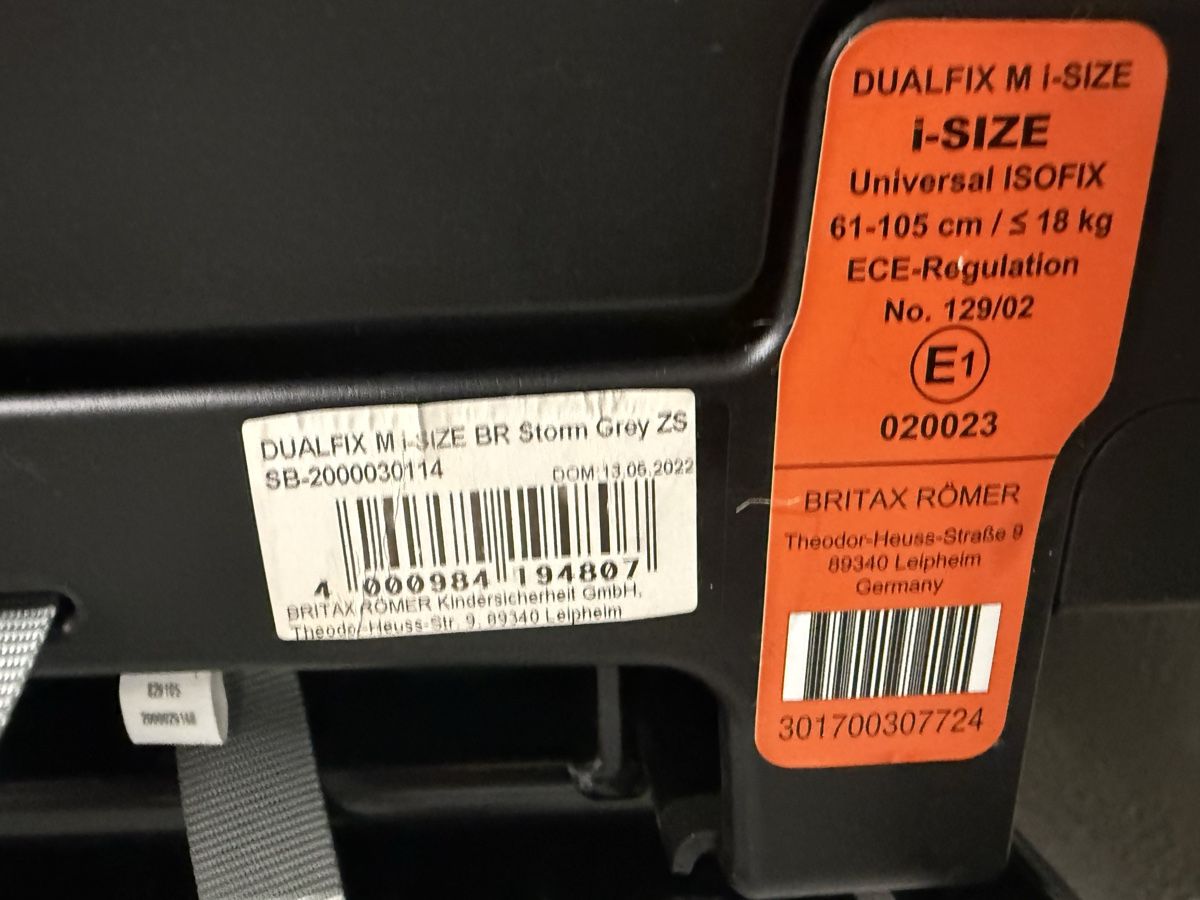 Britax Römer Seggiolini per auto: Britax Römer Dualfix M i-Size Kindersitz – Usato da Dübendorf venduto da alexandru_gal 3