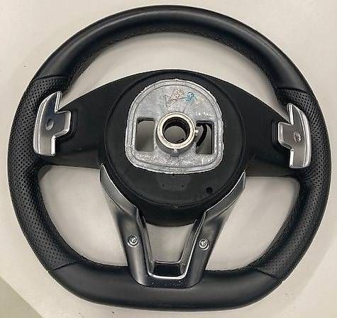 Tutti pezzi di ricambio auto: MERCEDES-AMG PERFORMANCE-LENKRAD ORIGINAL – Usato da Sirnach venduto da fantasticprice 2